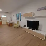 L&m Holiday home Floridia