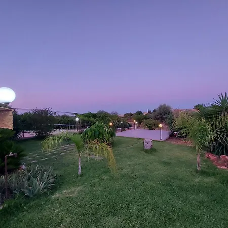 L&m Holiday home *